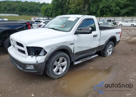 2010 Dodge Ram 1500 Slt/Sport/Trx z USA, uszkodzony, nr VIN 3D7JV1ET3AG128069